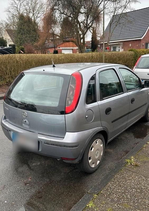 Gebraucht Opel Corsa 75 PS (55 kW) 2004 Silber Kleinwagen