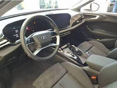 Gebraucht Audi A5 Ambiente 150 PS (110 kW) 2025 Gletscherweiß metallic Limousine