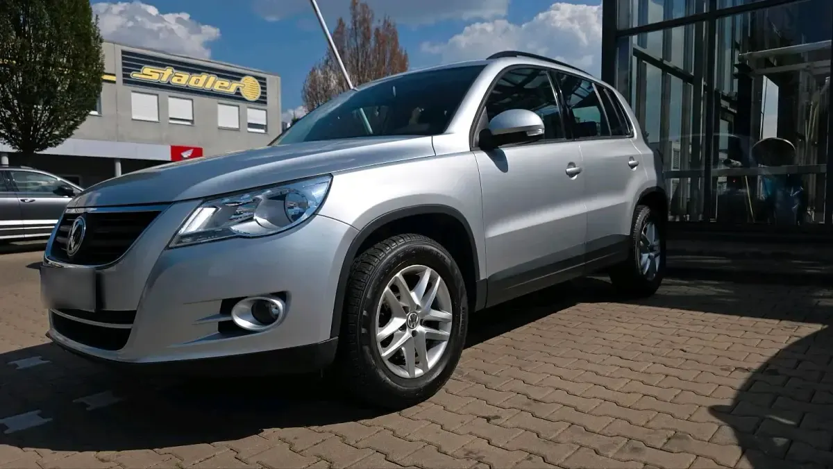 Gebraucht VW Tiguan Trendline 150 PS (110 kW) 2008 Silber SUV