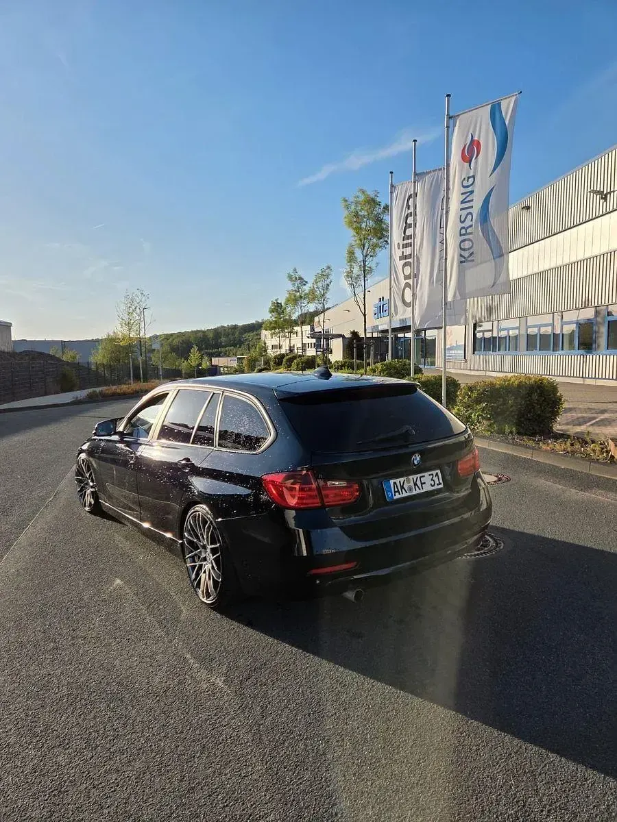 Używany BMW 320 Performance 184 KM (135 kW) 2014 Czarny Kombi