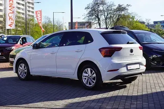 Gebraucht VW Polo Style 95 PS (69 kW) 2024 Weiß Kleinwagen