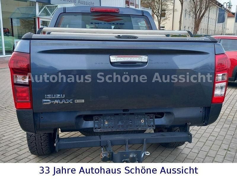 Gebraucht Isuzu D-Max 163 PS (119 kW) 2018 Grau SUV