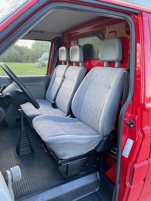 Gebraucht VW T4 77 PS (56 kW) 1996 Rot Van