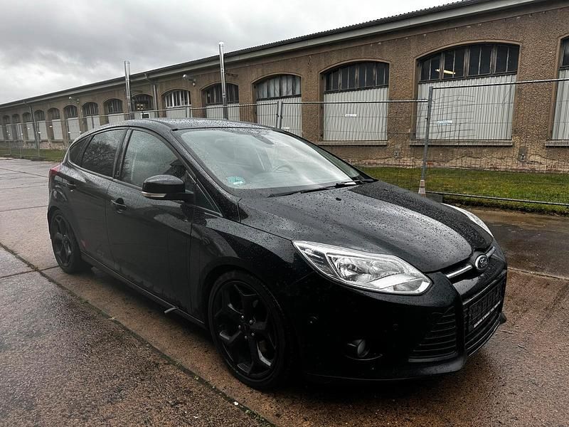 Gebraucht Ford Focus ST-Line 170 PS (125 kW) 2014 Limousine