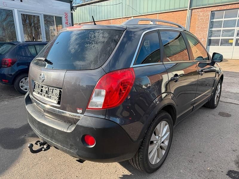 Gebraucht Opel Antara 163 PS (119 kW) 2013 Schwarz SUV