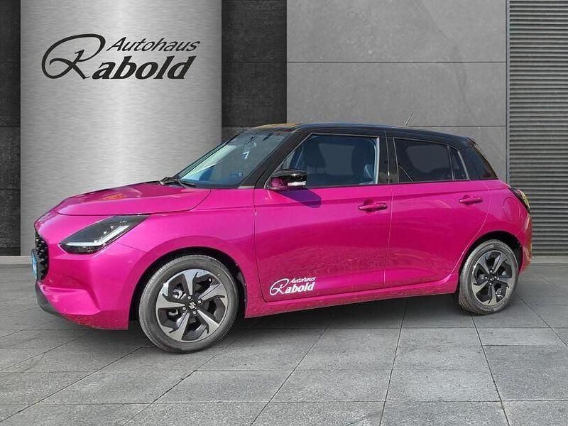 Gebraucht Suzuki Swift Comfort+ 83 PS (61 kW) 2025 Pink (foliert) schwarzes dach (rot) Kleinwagen