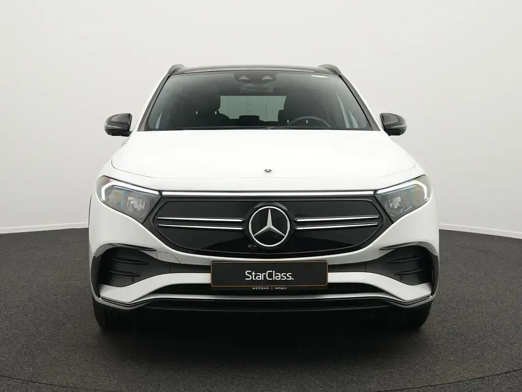 Gebraucht Mercedes EQA300 AMG line 167 kW (228 PS) 2022 Weiß SUV