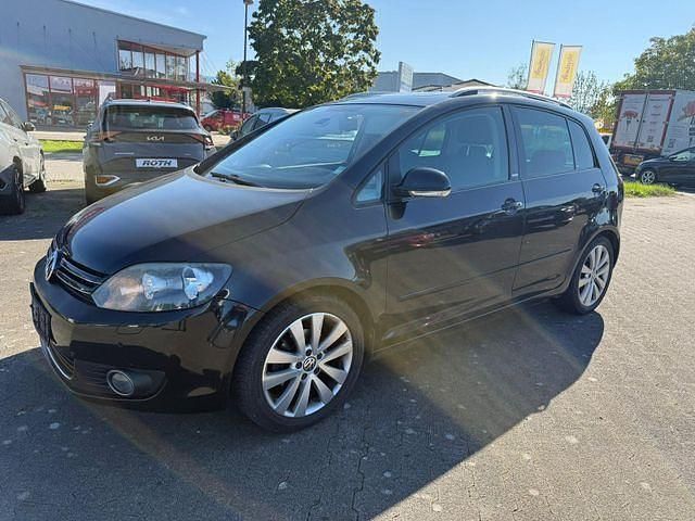 Deep black perleffekt Gebraucht 2011 VW Golf Plus Cross Style Van / Kleinbus | 5.990 € (Fairer Preis) - Bild 1/4