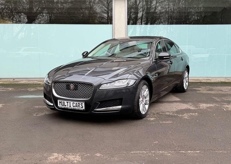 Gebraucht Jaguar XF Portfolio 300 PS (220 kW) 2016 Grau Limousine