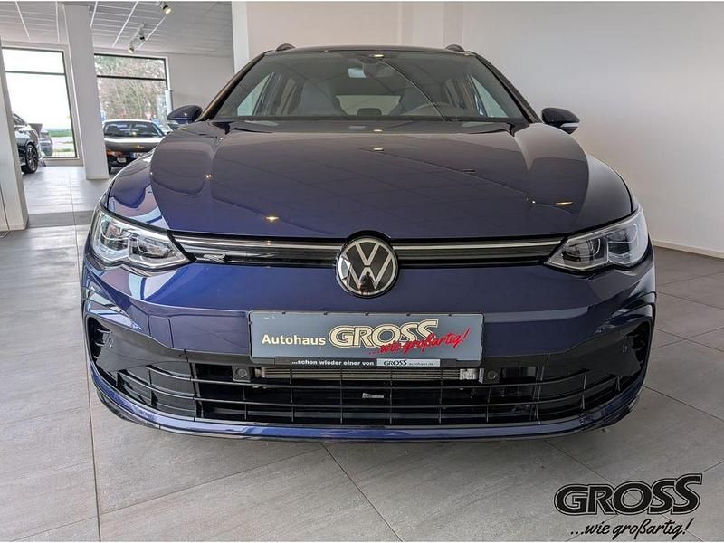 Gebraucht VW Golf VIII R-line 150 PS (110 kW) 2024 Blau Kombi