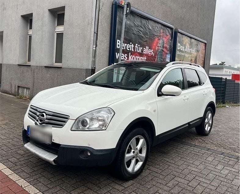Weiß Gebraucht 2010 Nissan Qashqai +2 SUV | 4.500 € (Fairer Preis) - Bild 1/4