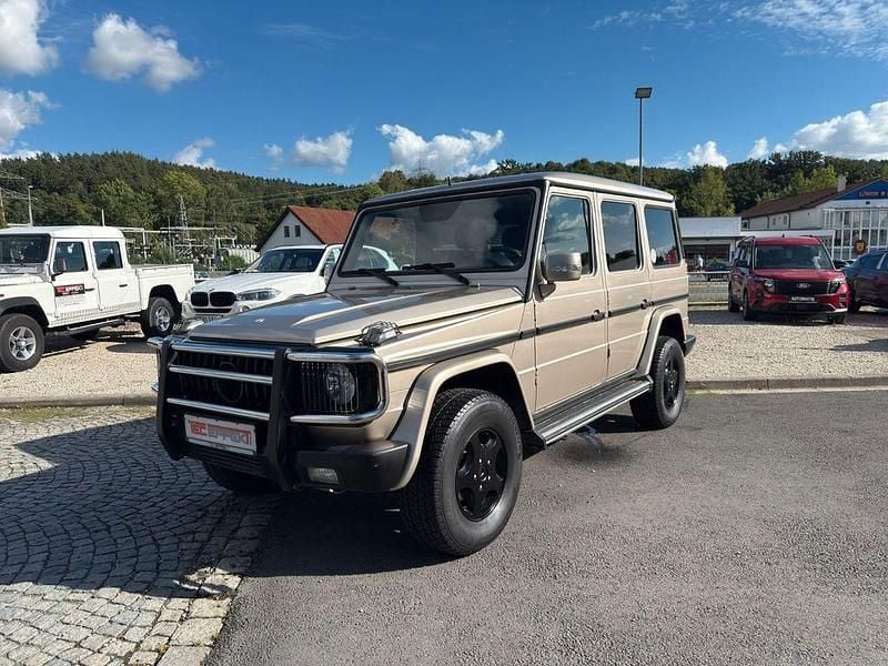 Beige Gebraucht 2005 Mercedes G270 SUV | 29.980 € - Bild 1/4