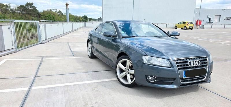 Second-hand Audi A5 S-Line 180 CP (132 kW) 2011 Gri Coupe