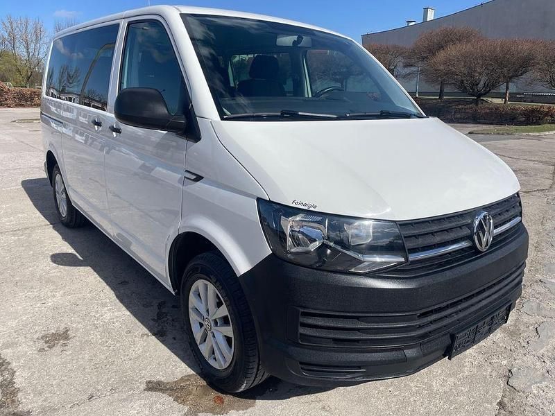 Second-hand VW Transporter 150 CP (110 kW) 2018 Alb Van