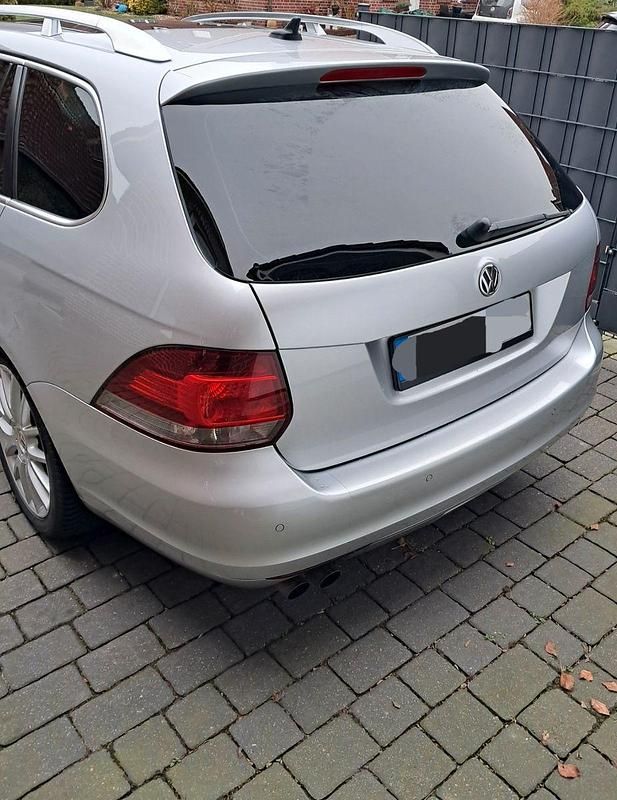 Gebraucht VW Golf VII Highline 140 PS (102 kW) 2013 Silber Kombi