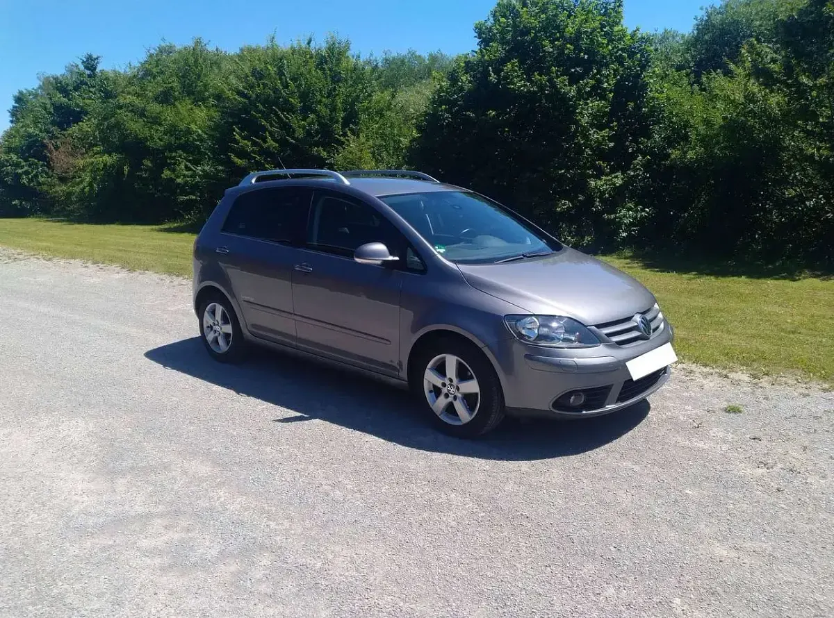 Gebraucht VW Golf Plus Cross United 122 PS (89 kW) 2008 Grau Limousine