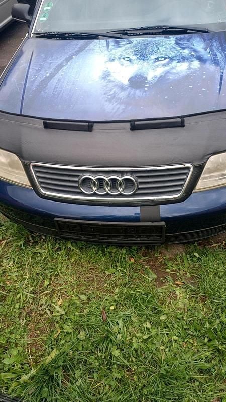 Blau Gebraucht 2001 Audi A6 Limousine | 600 € (Superpreis) - Bild 1/4