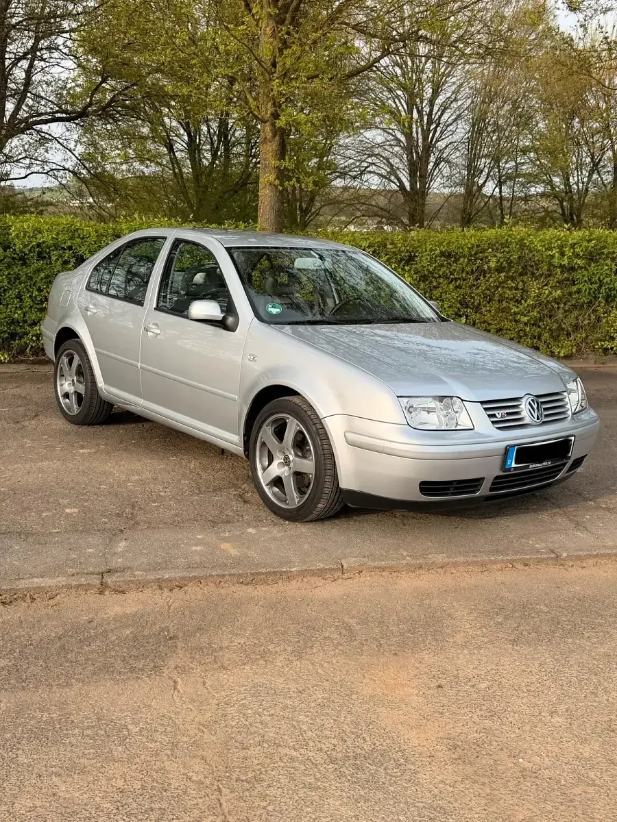 Gebraucht VW Bora 150 PS (110 kW) 2000 Silber Limousine