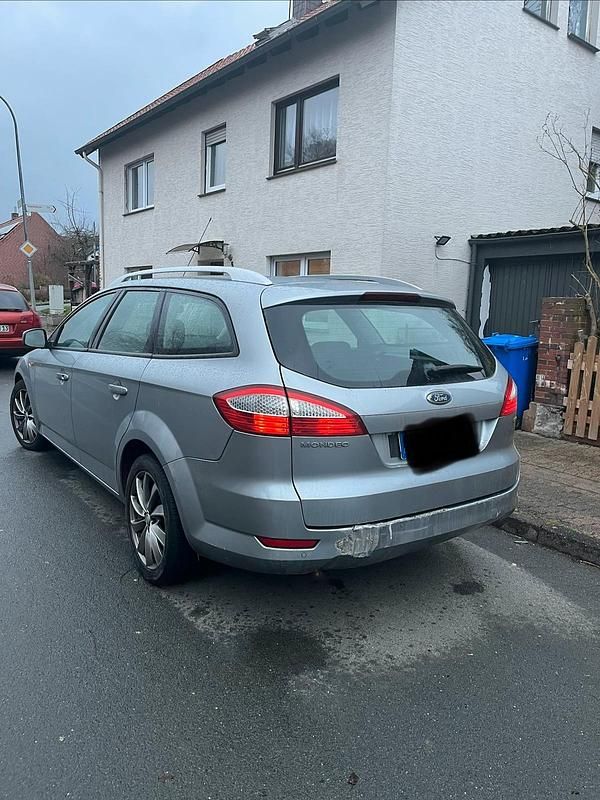 Gebraucht Ford Mondeo 140 PS (102 kW) 2009 Grau Kombi