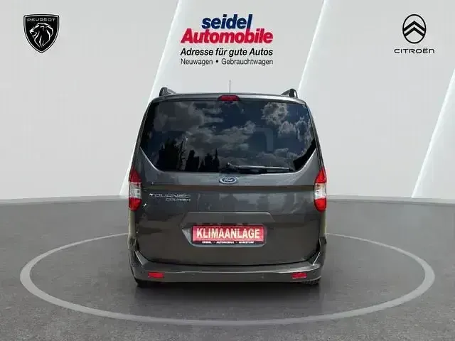 Gebraucht Ford Tourneo Courier Titanium 101 PS (74 kW) 2021 Grau Van / Kleinbus