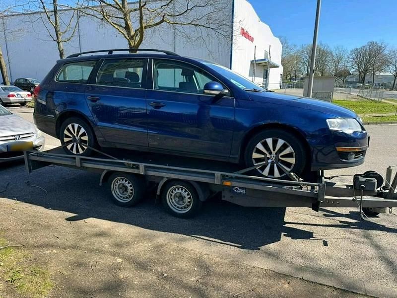 Usado VW Passat 140 HP (102 kW) 2010 Azul Carrinha