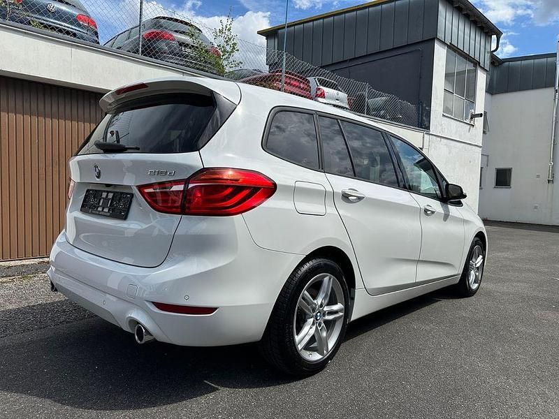 Gebraucht BMW 218 Gran Tourer Performance 150 PS (110 kW) 2021 Weiß Van / Kleinbus