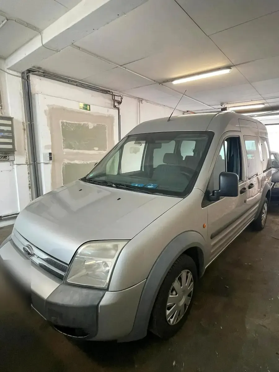 Gebraucht Ford Tourneo 110 PS (80 kW) 2008 Silber Kombi