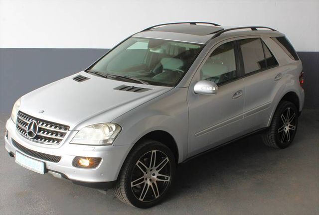 Silber Gebraucht 2005 Mercedes ML320 SUV | 2.990 € (Guter Preis) - Bild 1/4