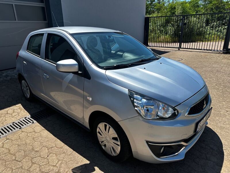 Silber Gebraucht 2020 Mitsubishi Space Star Diamant Edition Limousine | 5.900 € (Guter Preis) - Bild 1/4