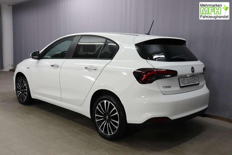 Gebraucht Fiat Tipo City Life 101 PS (74 kW) 2022 Gelato weiß uni Limousine