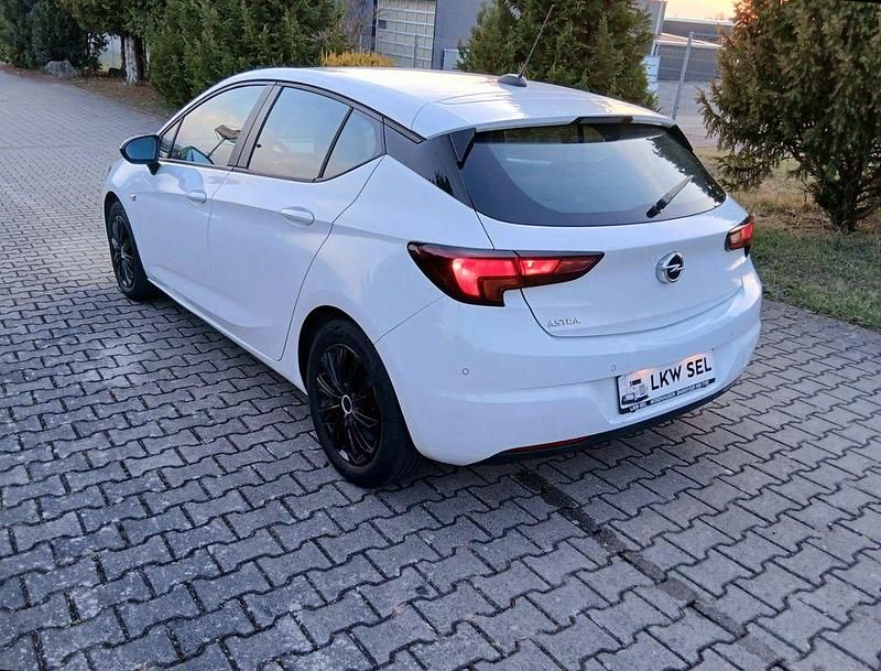 Gebraucht Opel Astra Edition 105 PS (77 kW) 2021 Weiß Limousine