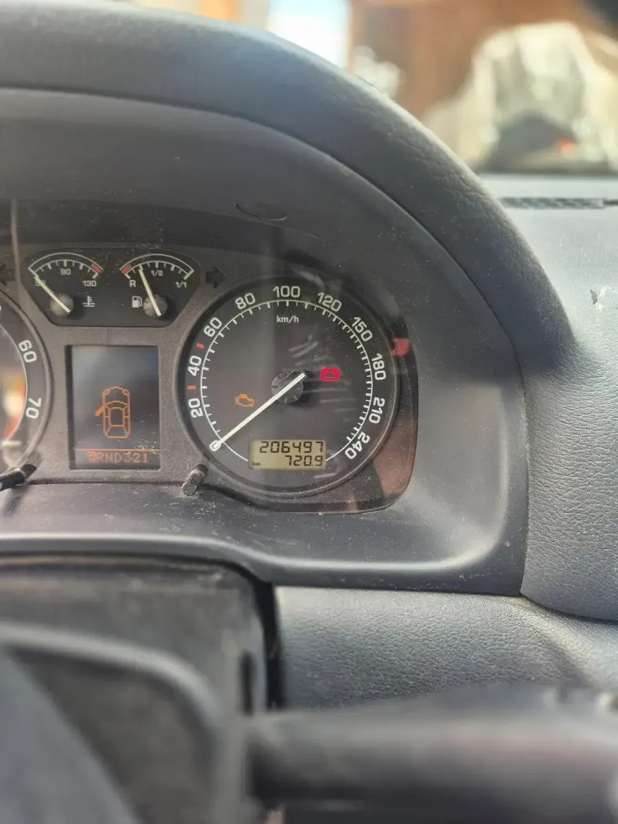 Używany Skoda Octavia Style 116 KM (85 kW) 2004 Srebrny Sedan/Limuzyna