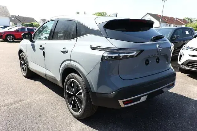 Neu Nissan Qashqai Tekna 158 PS (116 kW) 2026 Ceramic grey ceramic grey SUV