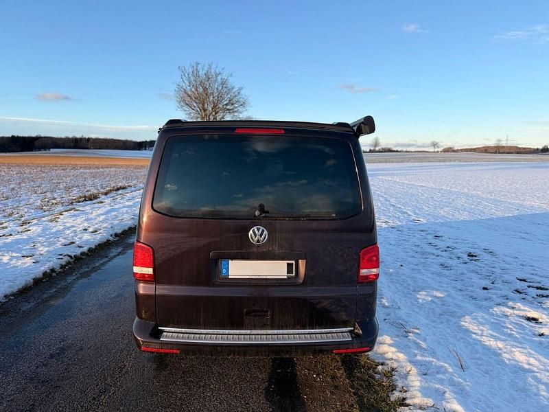 Gebraucht VW California Comfortline 179 PS (131 kW) 2015 Violet Van