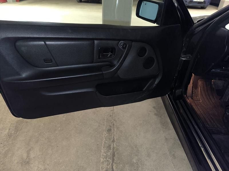 Gebraucht BMW 323 Compact 170 PS (125 kW) 1999 Schwarz Kleinwagen