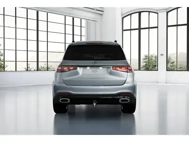 Gebraucht Mercedes GLS450 AMG 381 PS (280 kW) 2024 Silber SUV