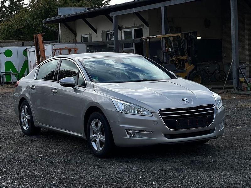 Silber Gebraucht 2012 Peugeot 508 Active Limousine | 5.980 € (Fairer Preis) - Bild 1/4