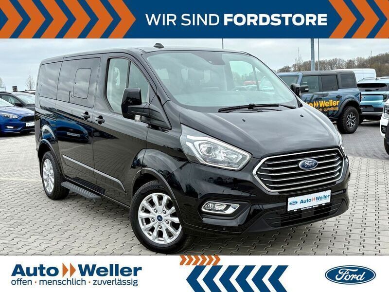 Schwarz Gebraucht 2020 Ford Tourneo Custom Titanium Van / Kleinbus | 38.990 € (Etwas zu teuer) - Bild 1/4