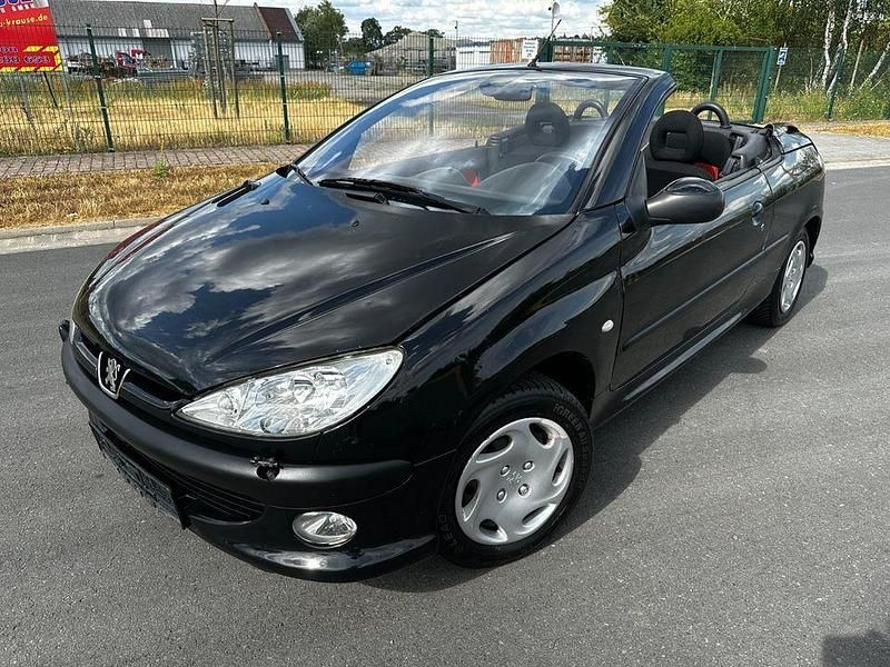 Schwarz Gebraucht 2003 Peugeot 206 CC Cabrio | 2.999 € - Bild 1/4