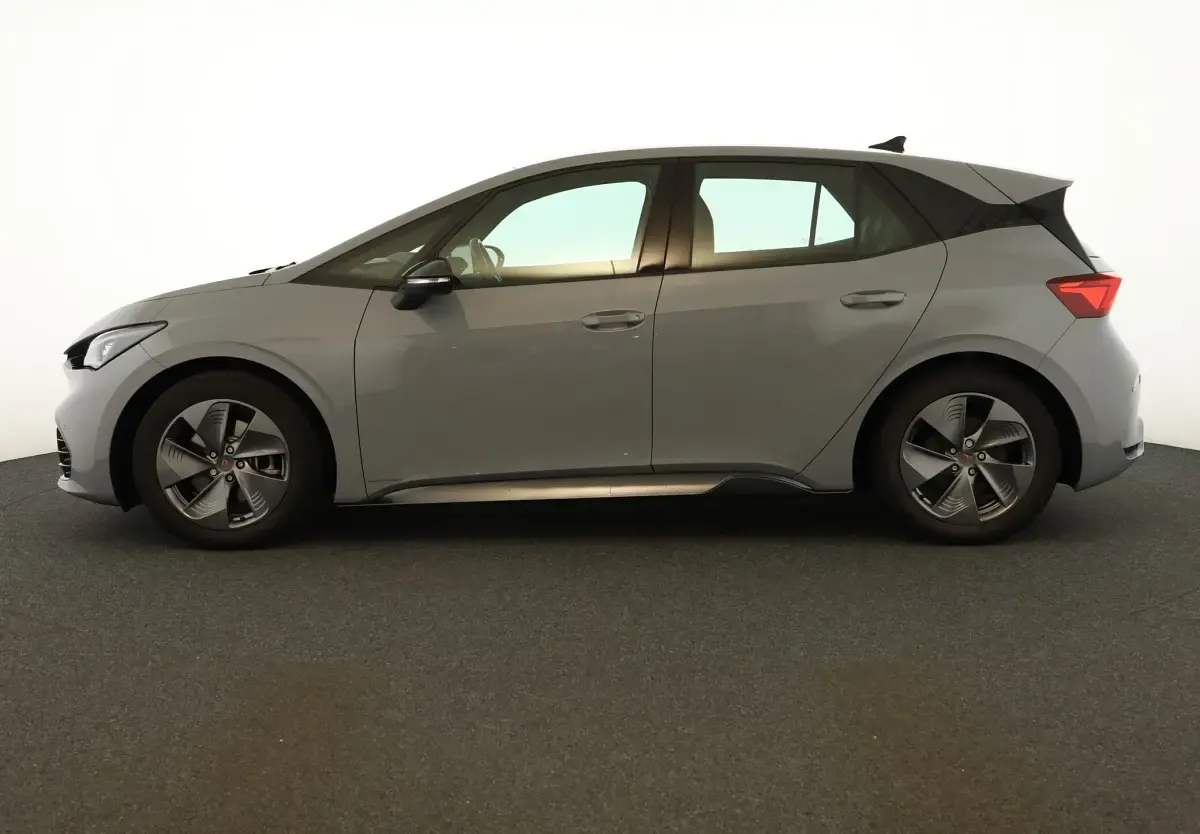 Second-hand Cupra Born 150 kW (204 CP) 2024 Gri Hatchback