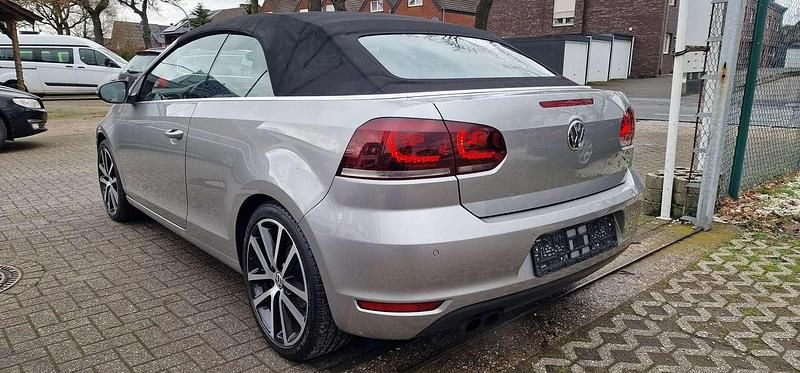 Gebraucht VW Golf Cabriolet LOUNGE 160 PS (117 kW) 2013 Braun grau Cabrio
