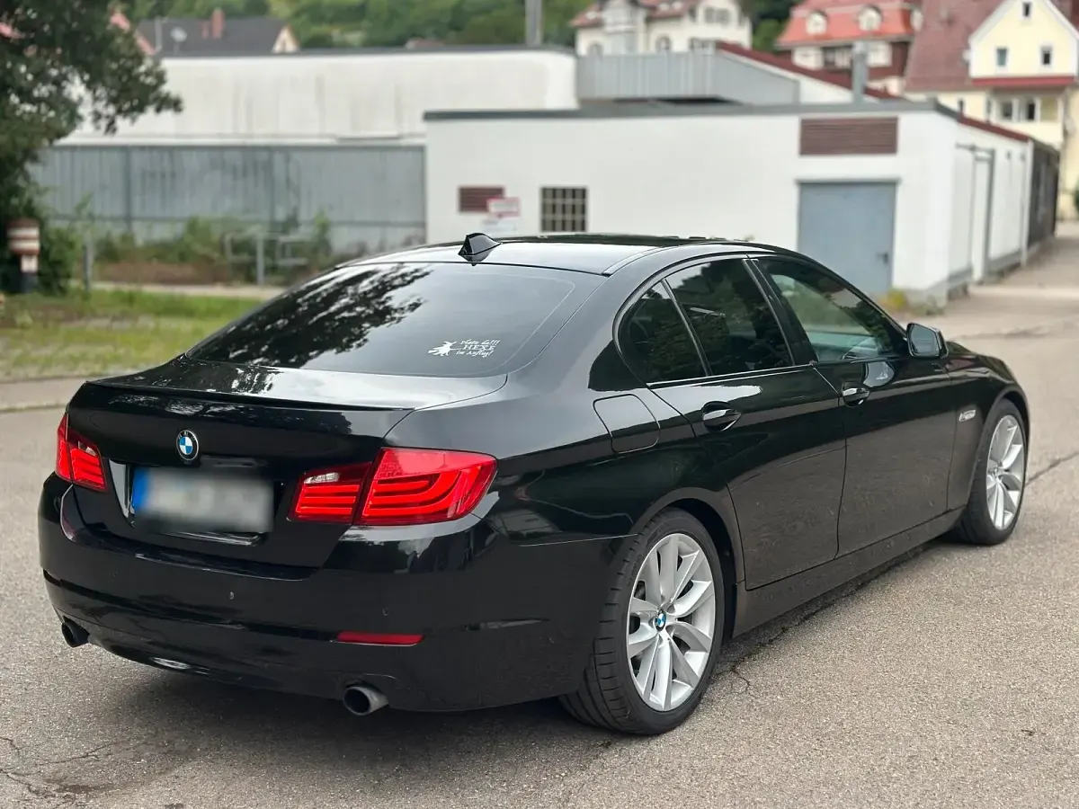 Gebraucht BMW 535 306 PS (225 kW) 2011 Schwarz Limousine