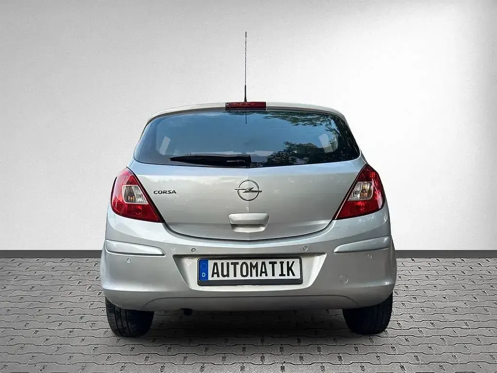 Gebraucht Opel Corsa Edition 90 PS (66 kW) 2009 Silber Kleinwagen