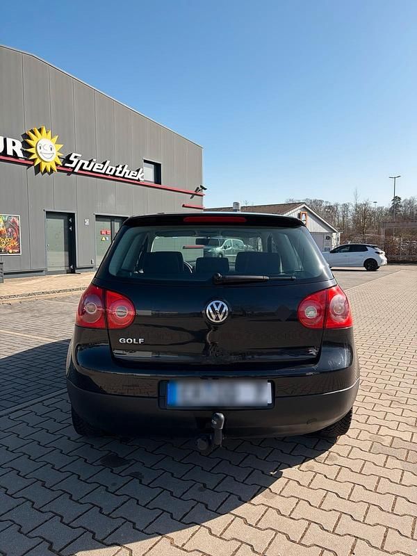 Usata VW Golf 75 CV (55 kW) 2004 Blu Coupé
