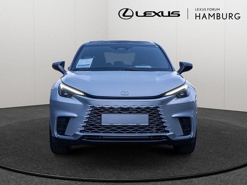 Neu Lexus LBX 136 PS (100 kW) 2026 Silber SUV