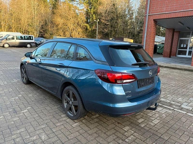 Gebraucht Opel Astra Edition 110 PS (80 kW) 2016 Blau Kombi