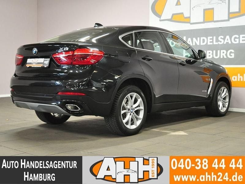Gebraucht BMW X6 306 PS (225 kW) 2018 Black sapphire metallic SUV
