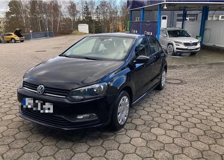 Schwarz Gebraucht 2014 VW Polo Limousine | 5.200 € - Bild 1/4