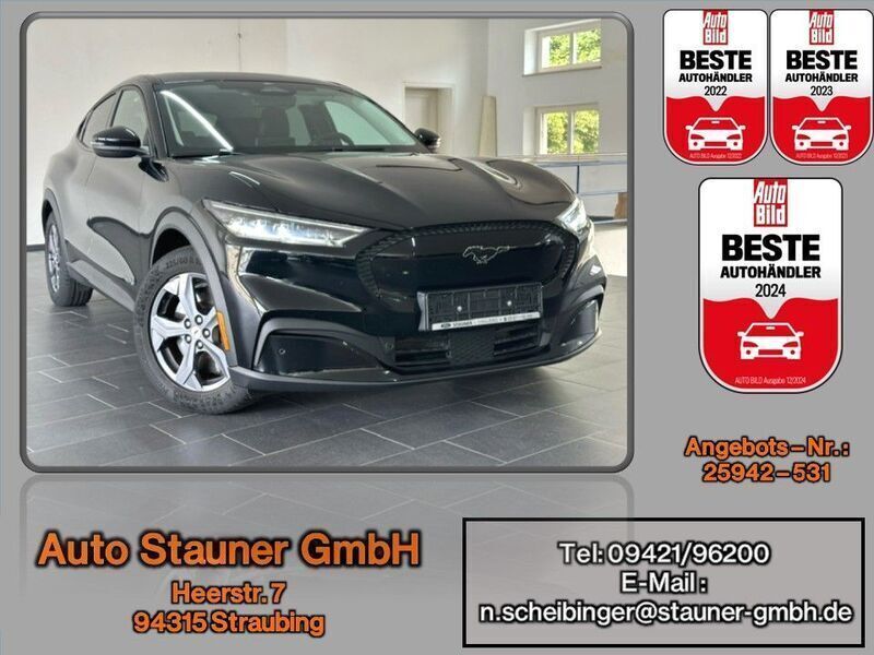 Absolut black Gebraucht 2022 Ford Mustang Mach-E SUV | 30.480 € (Guter Preis) - Bild 1/4