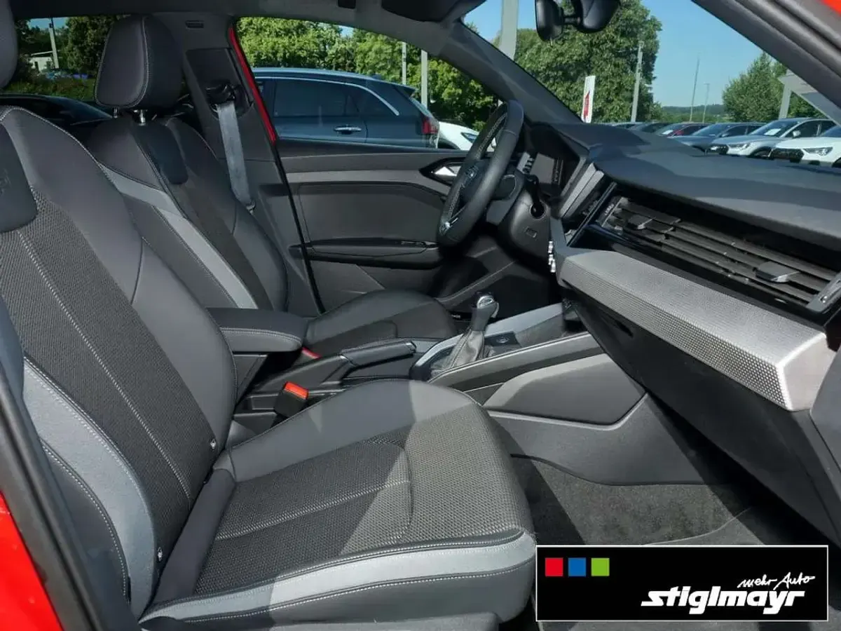 Gebraucht Audi A1 Sportback S-Line 207 PS (152 kW) 2025 Progressivrot metallic Kleinwagen